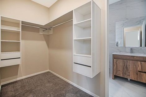 Photo of property in 2 Kakabeak Way, Takanini, 2110