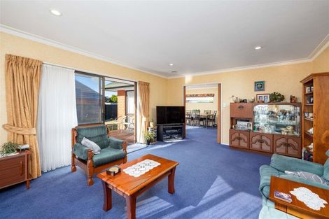 Photo of property in 8 Elvira Court, Bishopdale, Christchurch, 8053