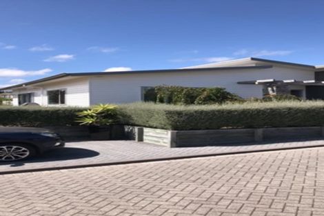 Photo of property in 300 Tauhara Ridge Drive, Richmond Heights, Taupo, 3330
