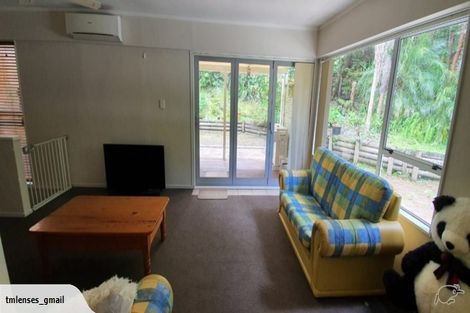 Photo of property in 2/29 Rosecamp Road, Beach Haven, Auckland, 0626