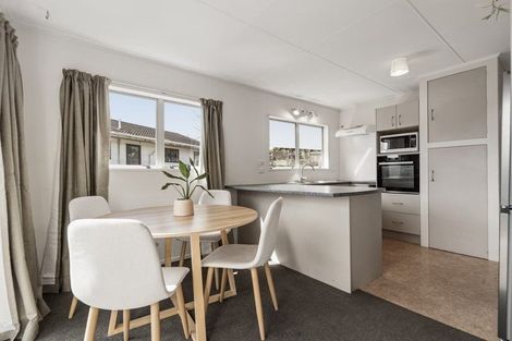 Photo of property in 40 Cumberland Crescent, Welcome Bay, Tauranga, 3112