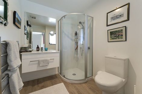 Photo of property in 33 Stratford Drive, Mount Pisa, Cromwell, 9383