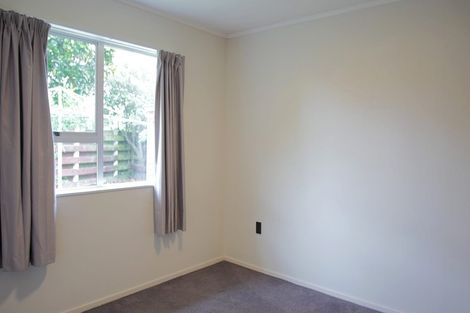 Photo of property in 5a Huata Place, West End, Palmerston North, 4412