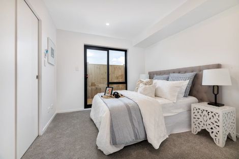 Photo of property in 10 Kari Lane, Kumeu, 0810