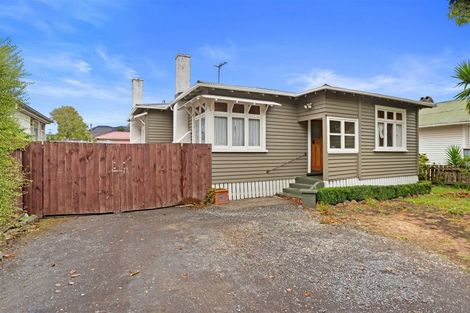 Photo of property in 172 Normanby Road, Paeroa, 3600