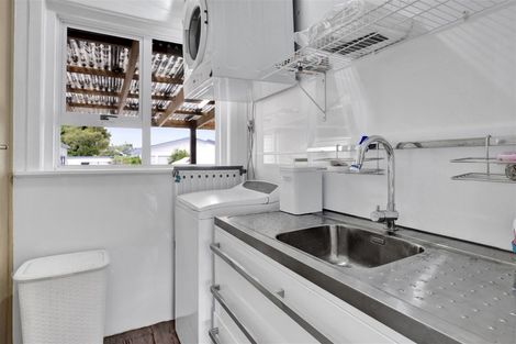 Photo of property in 29 Brookes Terrace, Waitara, 4320