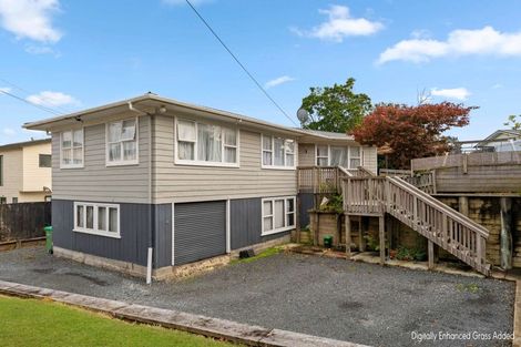 Photo of property in 10 Awaroa Road, Sunnyvale, Auckland, 0612