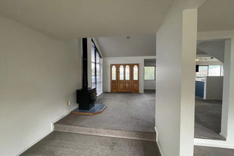 Photo of property in 6 Tokay Place, Huapai, Kumeu, 0810