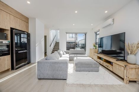 Photo of property in 41 Tumu Road, Papakura, 2110