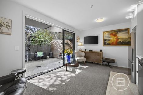 Photo of property in Northlight Apartments, 1/14 Fryer Street, Queenstown, 9300