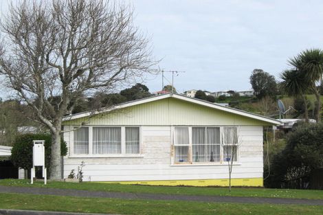 Photo of property in 9 Vancouver Place, Marfell, New Plymouth, 4310