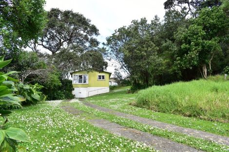 Photo of property in 1313 Matapouri Road, Matapouri, Whangarei, 0173