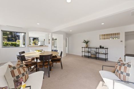 Photo of property in 5 Cedar Drive, Kelvin Heights, Queenstown, 9300