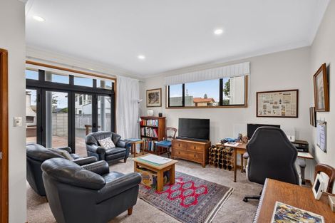 Photo of property in 34 The Esplanade, Westshore, Napier, 4110