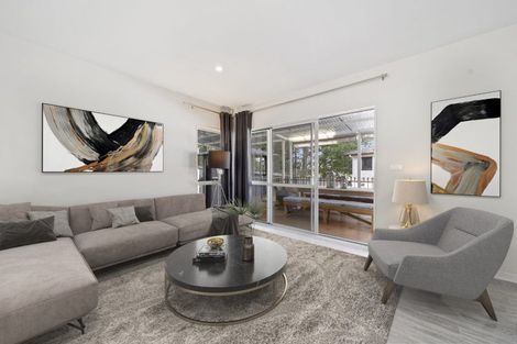 Photo of property in 26 Ascension Crescent, Orewa, 0931