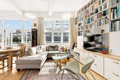 Photo of property in Aulsebrooks Apartments, 2/178 Wakefield Street, Te Aro, Wellington, 6011