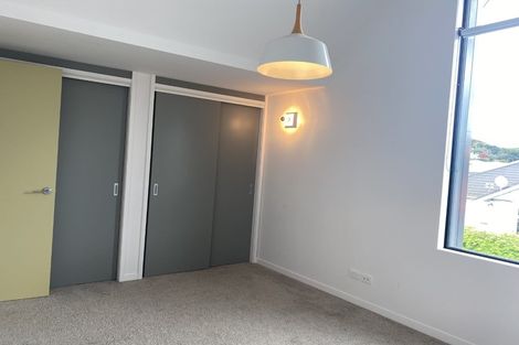 Photo of property in 76 Brougham Street, Mount Victoria, Wellington, 6011