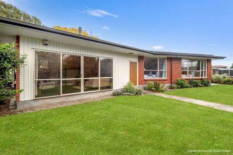 Photo of property in 14 Oakdale Street, Avonhead, Christchurch, 8042