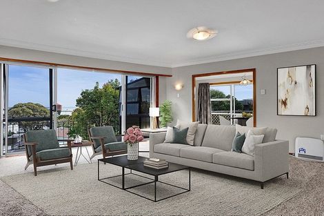 Photo of property in 83a Eliot Street, New Plymouth, 4310