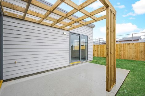 Photo of property in 27 Clayden Shuttleworth Street, Papakura, 2110