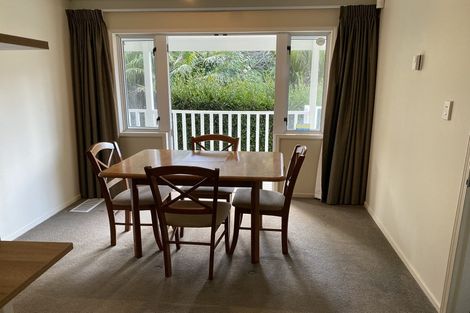 Photo of property in 1/2 Heathcote Road, Castor Bay, Auckland, 0620