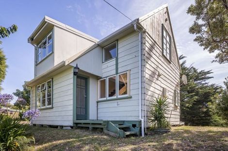 Photo of property in 51 Renown Road, Raumati South, Paraparaumu, 5032