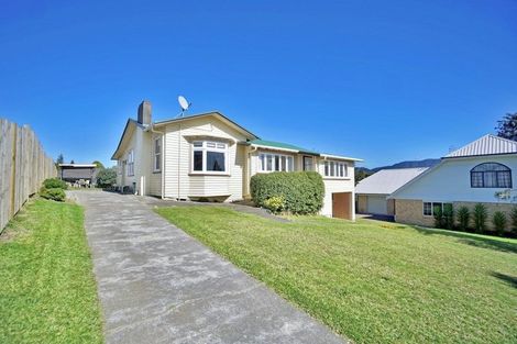 Photo of property in 24 Glen Terrace, Te Puke, 3119