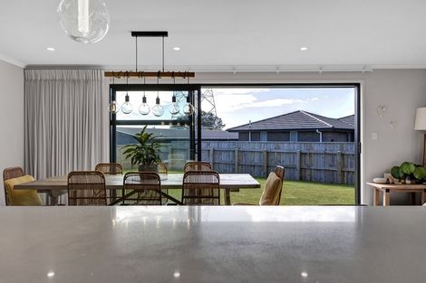 Photo of property in 10 Kararaina Close, Whalers Gate, New Plymouth, 4310