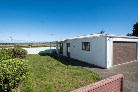 Photo of property in 71 The Esplanade, Westshore, Napier, 4110