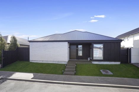 Photo of property in 13 Aroha Street, Pegasus, 7612