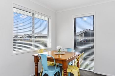 Photo of property in 19 Kanapa Close, Papamoa, 3118