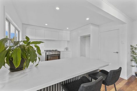 Photo of property in 29 Plympton Street, Brooklands, New Plymouth, 4310