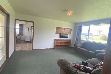 Photo of property in 1266 Skeet Road, Kapuni, Hawera, 4678