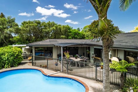 Photo of property in 90 Kemp Road, Kerikeri, 0230