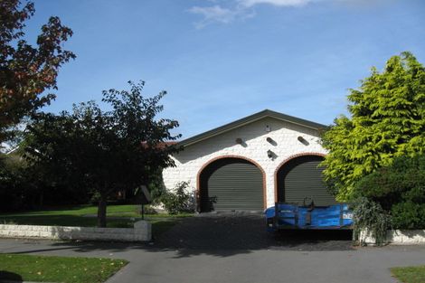 Photo of property in 32 Westmont Street, Ilam, Christchurch, 8041