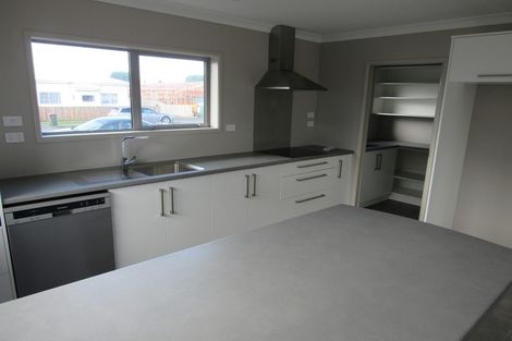 Photo of property in 15 Victoria Street, Hawera, 4610