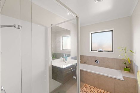 Photo of property in 107 Parkview Drive, Gulf Harbour, Whangaparaoa, 0930