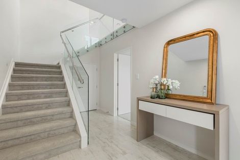 Photo of property in 98 Godfrey Drive, Orewa, 0931