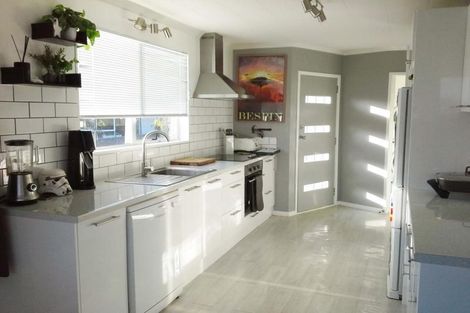 Photo of property in 11 Culzean Grove, Bell Block, New Plymouth, 4312