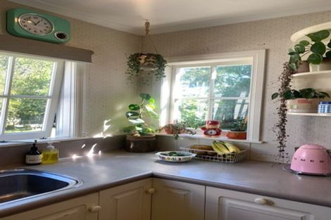 Photo of property in 73 Wallath Road, Westown, New Plymouth, 4310