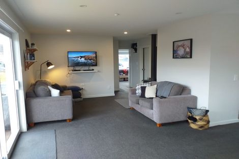 Photo of property in 15 Main Road, Pleasant Point, 7903