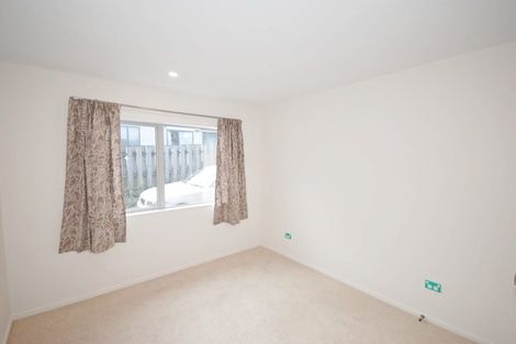 Photo of property in 56a Titoki Street, Te Atatu Peninsula, Auckland, 0610