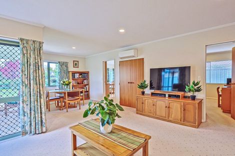 Photo of property in 24a Kensington Drive, Taradale, Napier, 4112