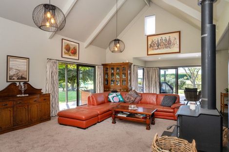 Photo of property in 14 Stock Road, Bridge Pa, Hastings, 4175