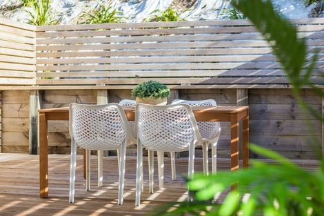 Photo of property in 10 Silvereye Way, Johnsonville, Wellington, 6037