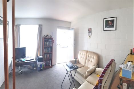 Photo of property in 129 Constable Street, Newtown, Wellington, 6021