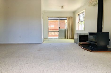 Photo of property in 8 Ervine Place, Bucklands Beach, Auckland, 2014