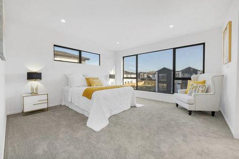 Photo of property in 15 Star Cross Road, Karaka, 2580