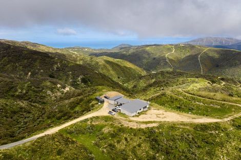 Photo of property in Long Gully, 380 Hawkins Hill Road, Brooklyn, Wellington, 6021