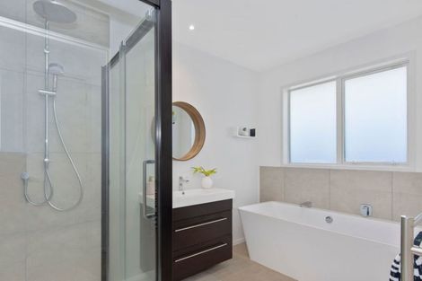 Photo of property in 30 Cassinia Close, Papamoa Beach, Papamoa, 3118